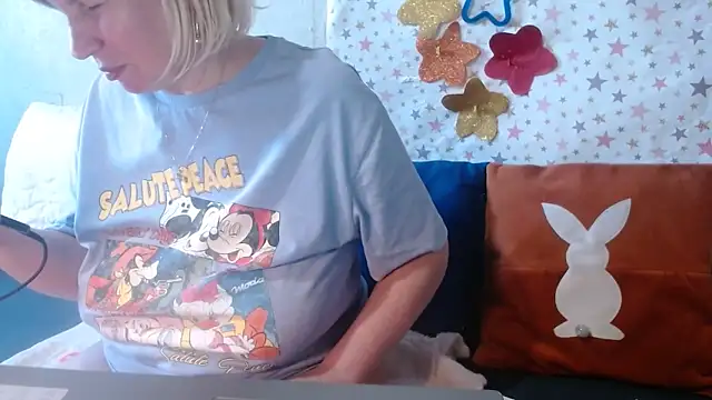 queenlana - QueenLana's free webcam - UK Sex Cams