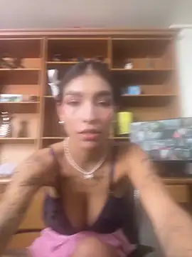 LauraAristizabal webcam