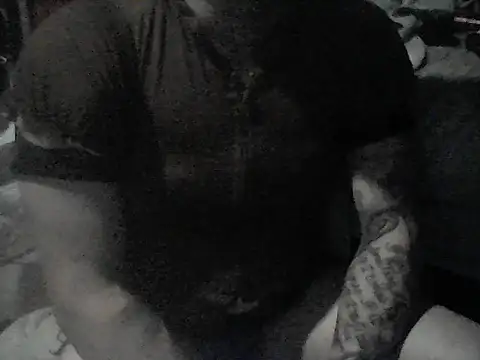 Twoslipperywhenwett webcam