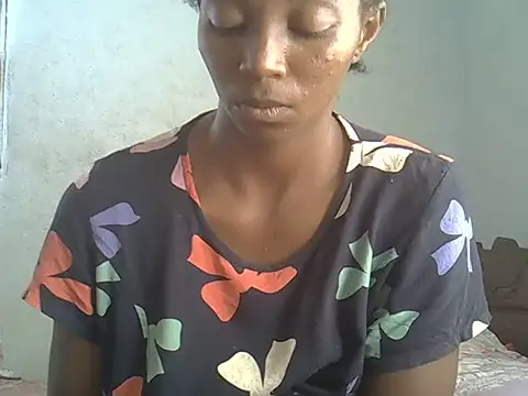 ElianeHot webcam