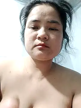 BigAss-69 webcam
