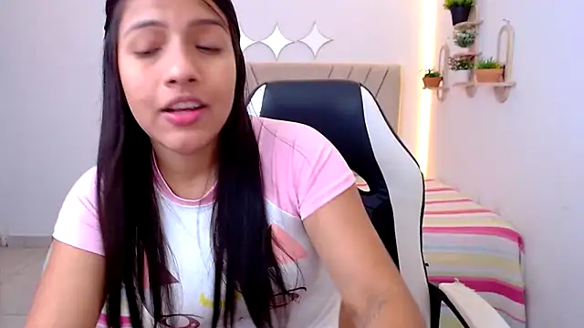 zara_cute webcam