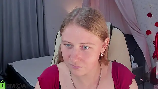 Olivia_Iv webcam stripchat model stream image