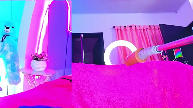 NathaxaLeans webcam