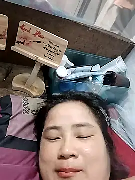 BigAss-69 webcam