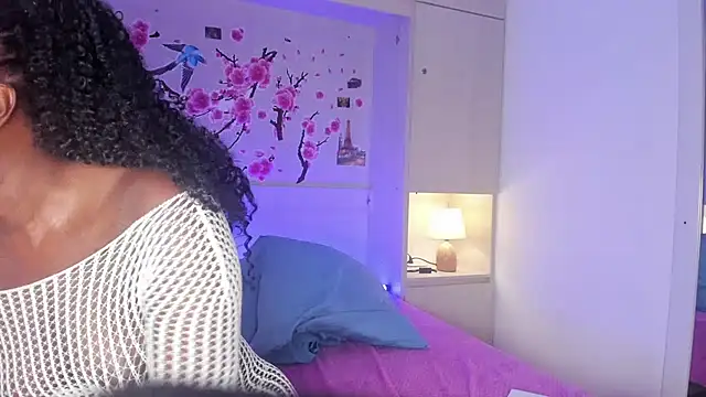 TaylorBloom webcam