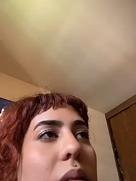 name_less_lulu webcam