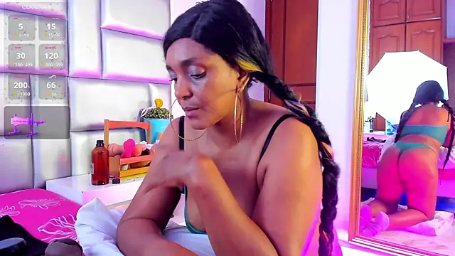 LovelyNickii webcam