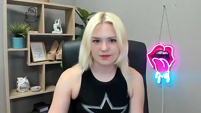 SweetLilyxo webcam