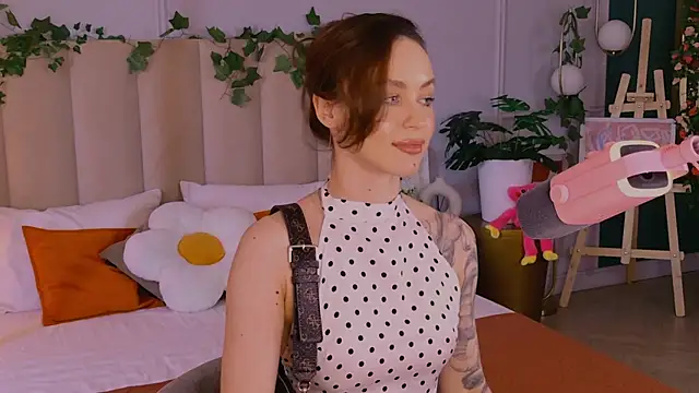 Meow_Nancy webcam