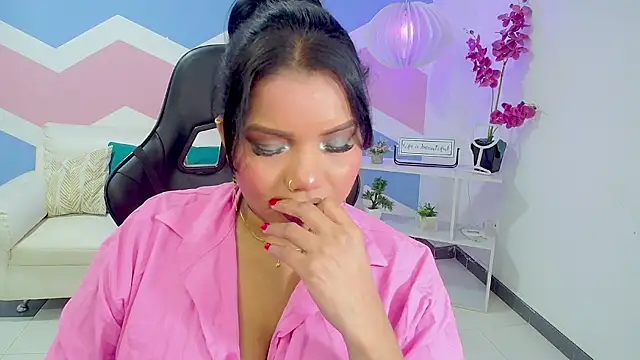 Elizabeth_Suan_ webcam