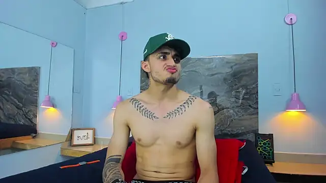 James-06 webcam
