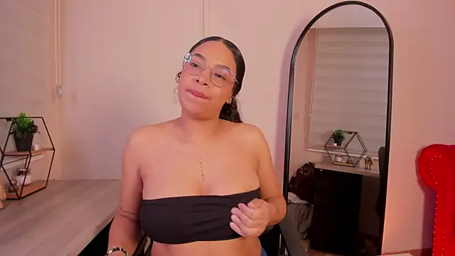 Zara_rose__ webcam