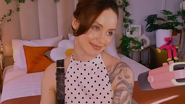 Meow_Nancy webcam