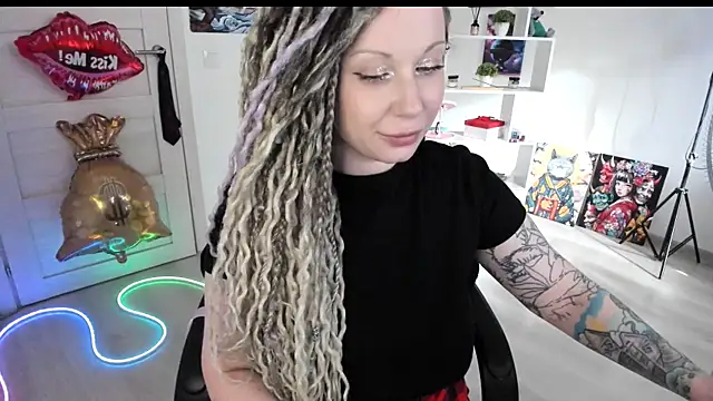 HoneySallyMoore webcam