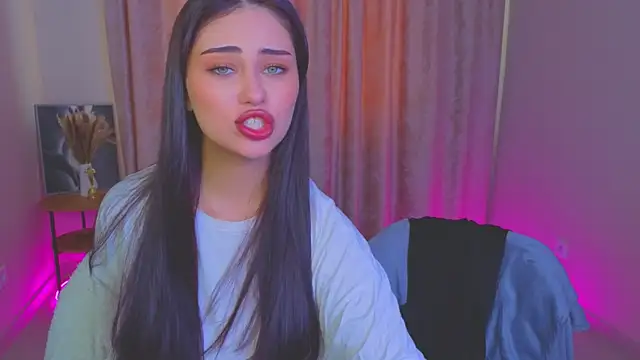 Sofia_Plump webcam