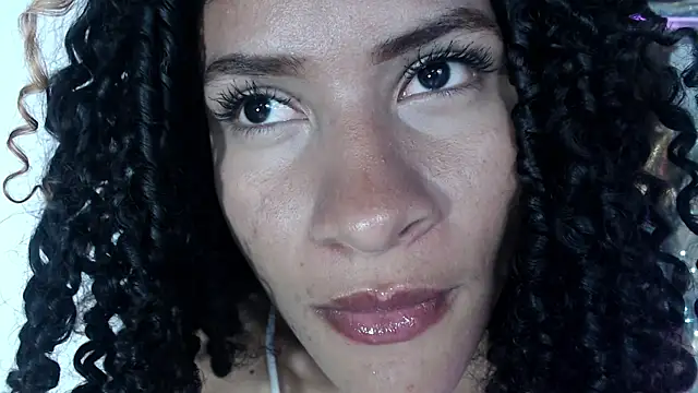 mailyn_gold webcam