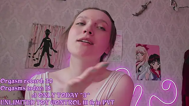 RileyNymph webcam