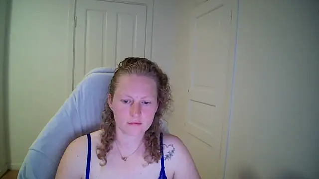Girlnina-1995 webcam