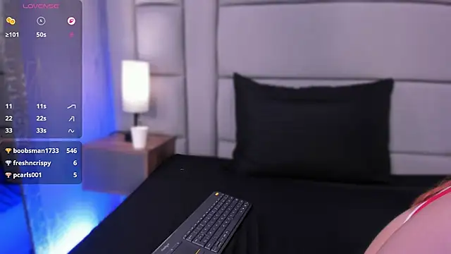 lexiee__ webcam