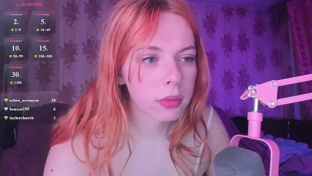 Cutie_Bambi webcam