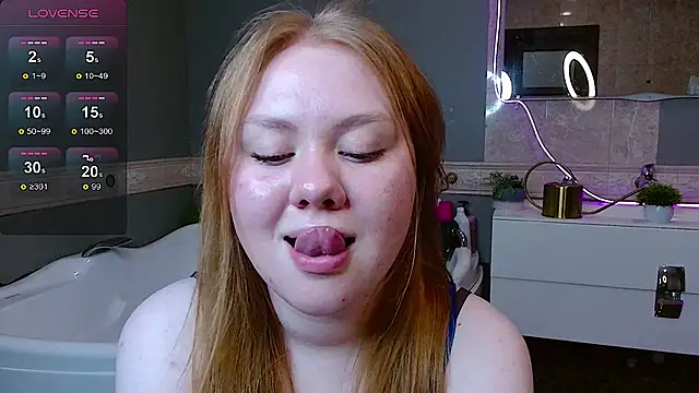 AlexaaBee webcam