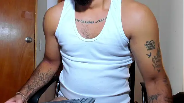 Justyn_Torres webcam