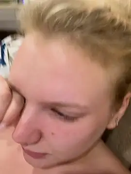 AmmyHot webcam