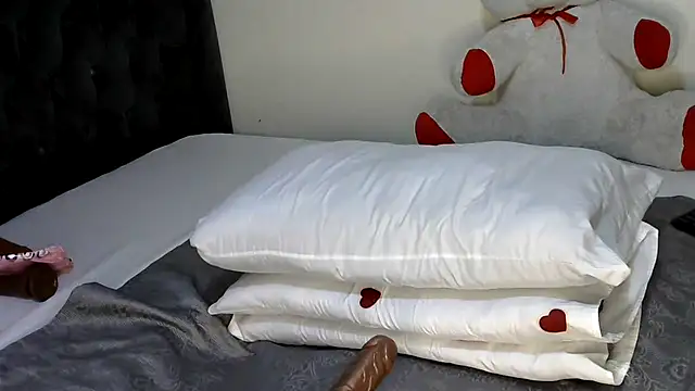 Judy-the-Booty webcam