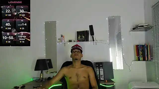 xxKamadevaxx webcam