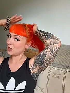ScarletVixenLive webcam