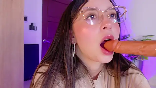 gabbie_danger - Gabbie_Danger's free webcam - UK Sex Cams
