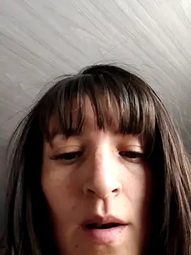 tina_sussy webcam