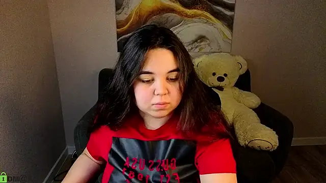 Ameli_Watts webcam