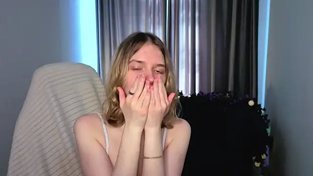 MilanaRayy webcam