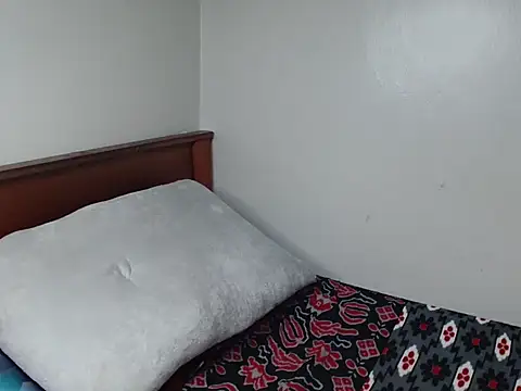 maxine_power webcam