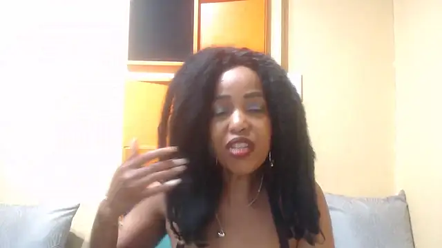 AssSeductress43 webcam