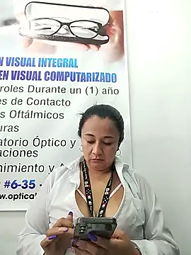 _Dr-Luna_1 webcam