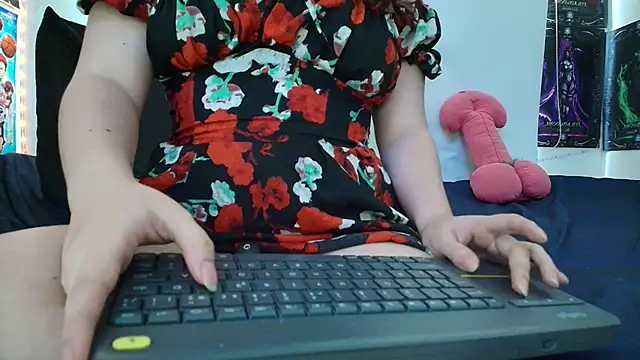 AlannisSweet webcam