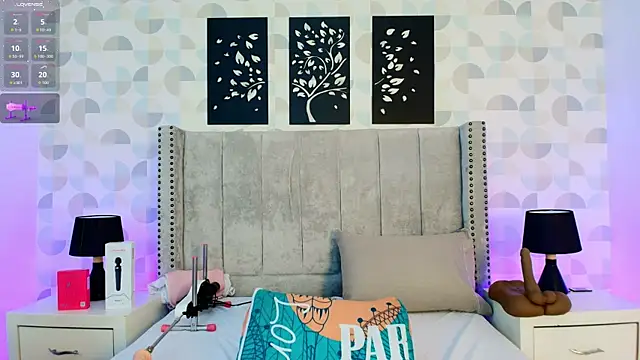 natasha_moreno webcam