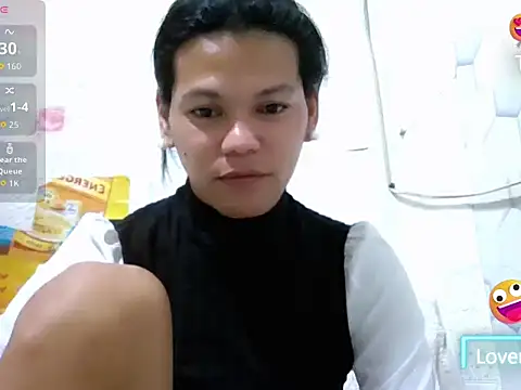 HugeAgatha webcam