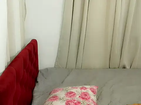 lexiefucker69 webcam