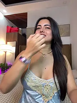 Bombshell_Rebbecca webcam