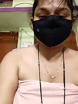 Priyanka_30 webcam
