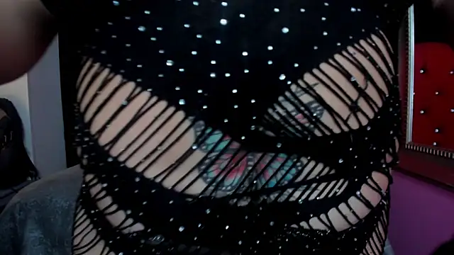 ScarletBigTitties webcam