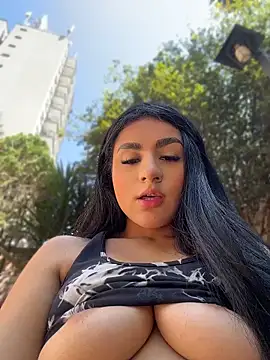 Victoria_Vega__ webcam
