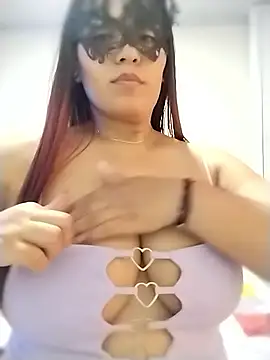 MiaKhaliFFa69 webcam