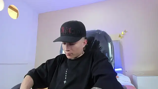 Nascary_Fox webcam