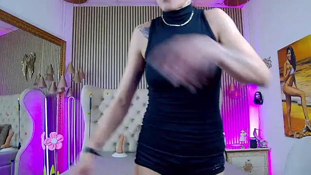 PlayfulShow webcam