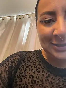 Abril_Luv webcam